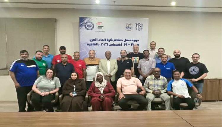 الخليفي يحضر انطلاقة البطولة العربية لكرة الماء في القاهرة