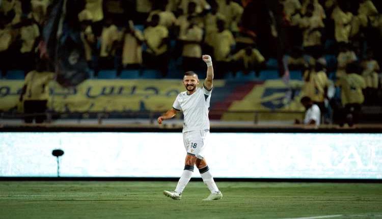 الدرعية يعانق فوزاً تاريخياً في الدوري السعودي