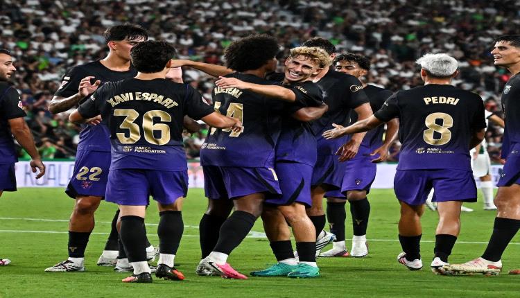 ميلان يهزم تورينو في 3 دقائق بالدوري الإيطالي