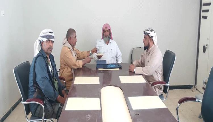 مجلس مدينة عزان بقيادة الشيخ عادل عوض العاقل يكرم الشيخ بانجوة نظير جهوده الكبيرة في خدمة المجتمع