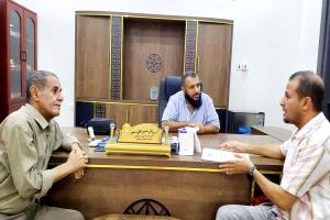 مدير عام التواهي يلتقي إدارة نادي الميناء الرياضي ويؤكد دعم السلطة المحلية للنشاط الرياضي والشبابي
