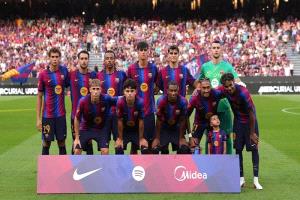  برشلونة يسجل كل لاعبيه قبل بدء موسمه ..باستثناء واحد