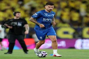 نيفيز ينقذ إنزاجي ويعبر بالهلال لثمن نهائي كأس ملك السعودية