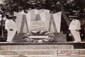 من تمثال فيكتوريا إلى النصب التذكاري للثورة : حكاية تحول في تاريخ عدن