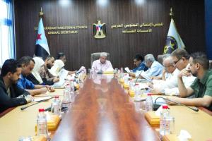 إحاطتان بالمستجدات التحركات الخارجية للمجلس الانتقالي وتطورات عملية التصعيد الشعبي