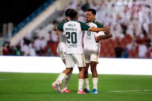 سبيرتسيان ينقذ أهلي جدة من مفاجأة الأنوار ويقوده لثمن نهائي كأس خادم الحرمين الشريفين