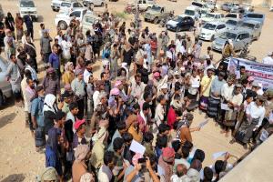 شبوة.. وقفة جماهيرية في ميفعة تدعو لتطبيق القانون بحق متهمين بالسحر