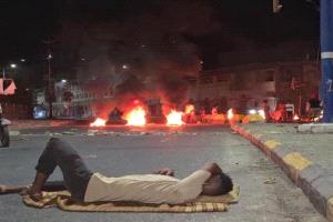 عدن تحت وطأة الأزمات.. 

الحطب يعود للمطابخ والآبار البدائية تحل محل المياه
