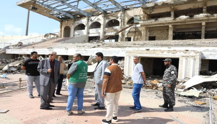 فريق هندسي سعودي يقيّم تأهيل ملعب 22 مايو بعدن