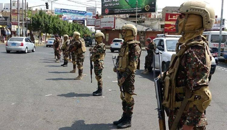عناصر أمن في صنعاء يرفضون مصادرة الحوثيين أراضيهم
