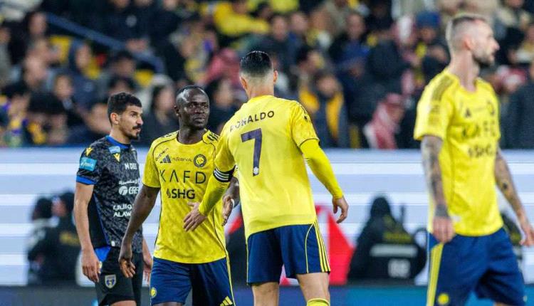 على هامش غضب رونالدو.. تكريم خاص لماني في الكلاسيكو