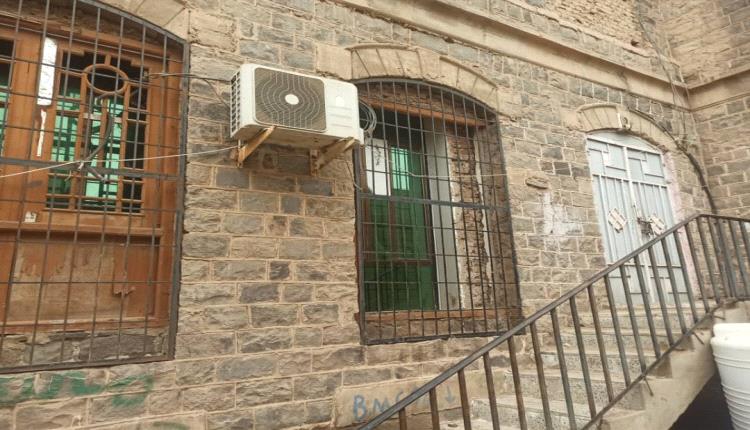 حفيدة القمندان تطالب باستعادة مبنى اذاعة لحج بالموجود بقصر دار الحجر بالحوطة 