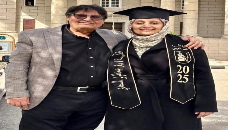 تهنئة بالدكتوراه: المستشار ناصر زيد اليوسفي يبارك للعميد عبدالمولى السعدي