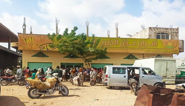 تدشين توزيع2585 سلة غذائية رمضانية مقدمة من افران عدن الخيرية بلحج