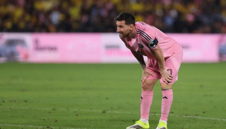 الاتحاد الأرجنتيني يحدد مصير ميسي قبل المونديال