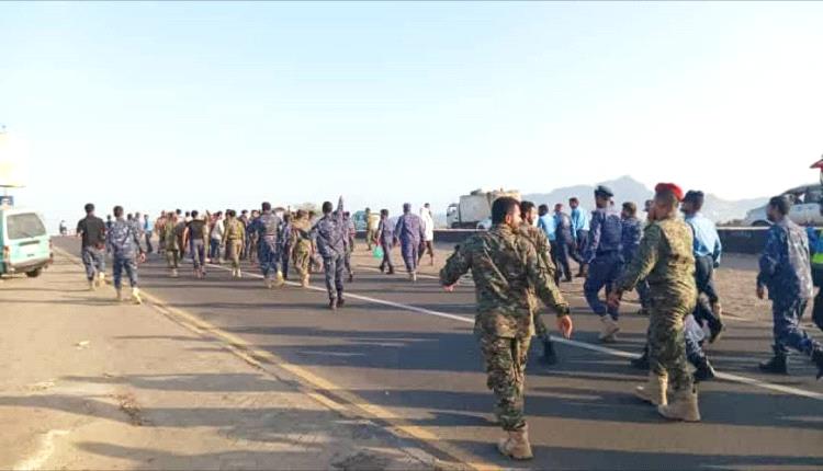 الإنتفاضة الرمضانية المباركة بدأت  في عدن الجنود يخرجون للشوارع ويشعلون الغضب 