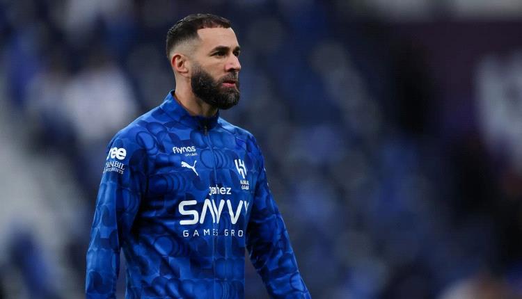 الكشف عن موقف بنزيما من ديربي الهلال والشباب