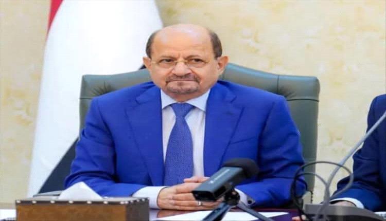 الصحافة لأهلها.. رسالة شديدة اللهجة من إعلاميي عدن قبل لقاء "رئيس  الوزراء " المرتقب