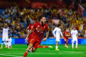 رأسية نانديز تنقذ القادسية أمام نيوم في دوري روشن السعودي