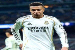 شبح الإيقاف يلاحق مبابي قبل ديربي مدريد