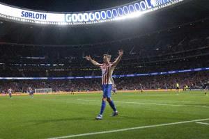 سورلوث يقود أتلتيكو مدريد لثمن نهائي دوري أبطال أوروبا بهاتريك في كلوب بروج