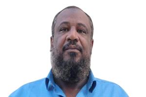 خبير اقتصادي : انقطاع الرواتب والغلاء يحوّلان رمضان إلى موسم قلق ومعاناة
