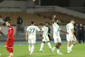 أهلي جدة يتقدم لصدارة دوري روشن مؤقتا بفوز شاق على ضمك