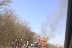 وفيات في حادث تصادم مروع بين قاطرة وهايس بخط المحفد – لحمر