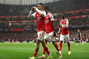 آرسنال يسحق ويجان ويكمل مشواره في كأس الاتحاد الإنجليزي