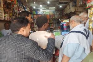 حملة رقابة على اسعار  السلع  وضبط المخالفين بالحوطة لحج