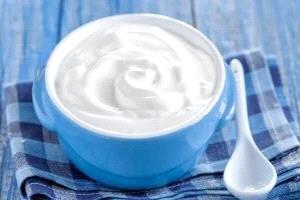 خليه على سحورك.. كوب الزبادى يضبط ضغط الدم ويقلل التعب في الصيام