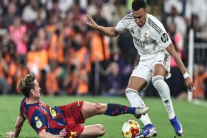 هيمنة مدريدية على تشكيل الليجا في يناير.. ونجم برشلونة الأعلى تقييمًا