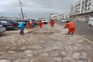 ​"معاً من أجل عدن جديدة".. المعلا ترفع جاهزيتها لانطلاق الحملة الوطنية للنظافة