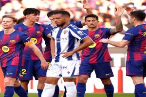 برشلونة ينقض على الصدارة بفوز سهل أمام ليفانتي