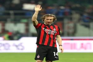 رغم الإغراءات.. مودريتش يضع شروطا لتجديد عقده مع ميلان