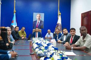 خارجية الانتقالي : الحكومة اليمنية الجديدة وجودها الرسمي لا يحظى بقبول سياسي أو شعبي 