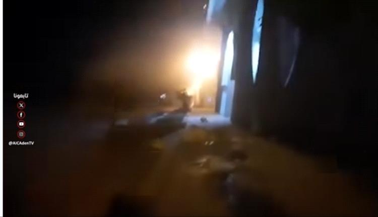 فيديو / طيران العدوان يعاود استهداف مطار سيئون الدولي بغارات جوية 