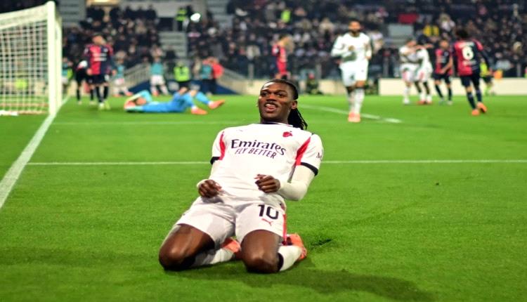 ميلان يحقق فوزا صعبا على كالياري ويعود لصدارة الدوري الإيطالي