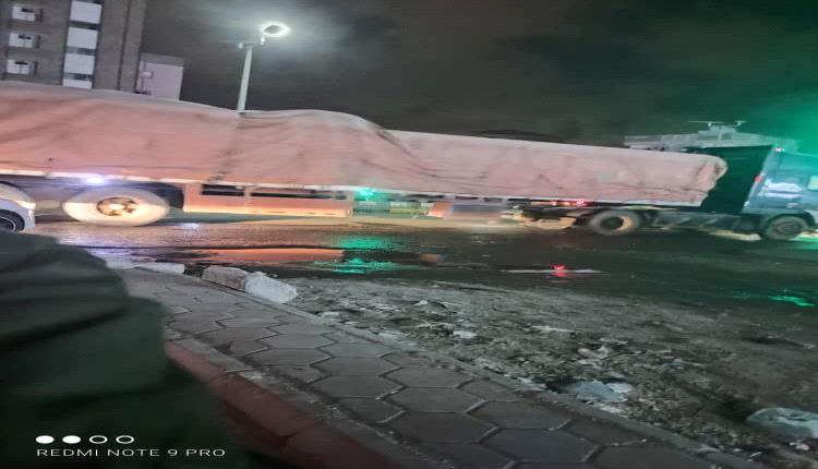 من جبهة الفنادق.. مسؤولي الشرعية واكتشاف "نظرية المؤامرة" في نقل السلاح بـ عدن!