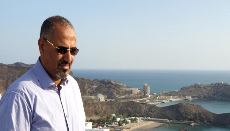 عاجل / المجلس الانتقالي: الرئيس الزُبيدي يباشر مهامه من العاصمة عدن وانقطاع التواصل بوفدنا في الرياض 