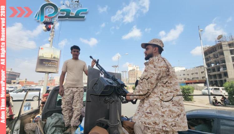 قوات العمالقة الجنوبية تنتشر في العاصمة عدن وتتولى تأمين المرافق والشوارع
