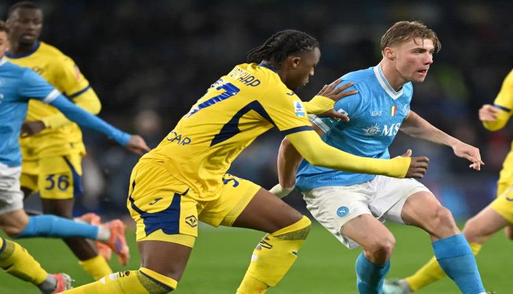 الدوري الإيطالي.. فيرونا يُحرج نابولي بتعادل مثير في ليلة أهداف هويلوند الملغية