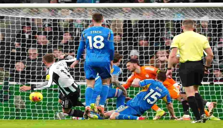 الدوري الإنجليزي الممتاز.. نيوكاسل يقتنص فوزاً قاتلاً في مباراة مجنونة