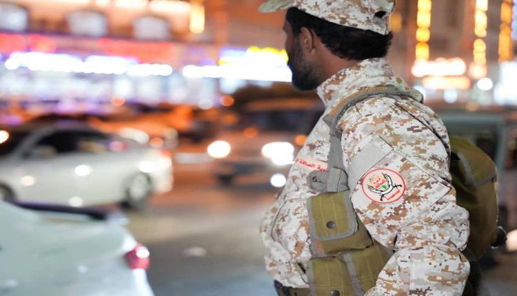 التزام بحظر تجوال لليوم الثاني.. عدن تخيب آمال "المتربصين" الذين جهزوا أكياس النهب 