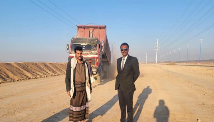 مدير الأشغال ب شبوة: متابعة مستمرة لأعمال توسعة مداخل عتق 