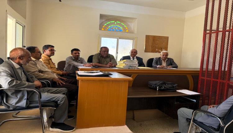 خلال جولة ميدانية.. رئيس محكمة استئناف شبوة يضع "الانضباط الوظيفي" على رأس الأولويات