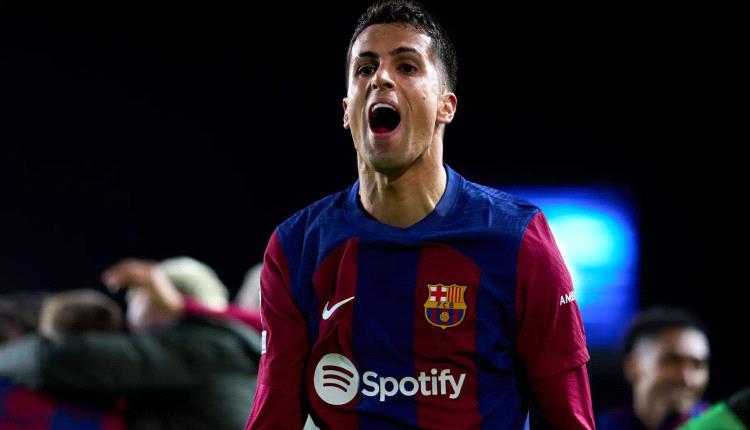 رسميًا.. جواو كانسيلو يعود إلى برشلونة