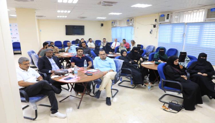 وزارة الشباب والرياضة تقيم حلقة نقاش حول مشروع تدريب الشباب على رأس العمل