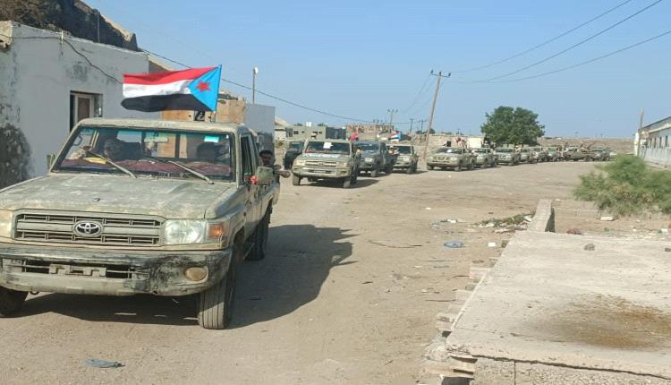 بتوجيهات المحرمي وشيخ.. قوات العمالقة الجنوبية تسلّم معسكر جبل حديد لقوات أمن المنشآت (محدث) 