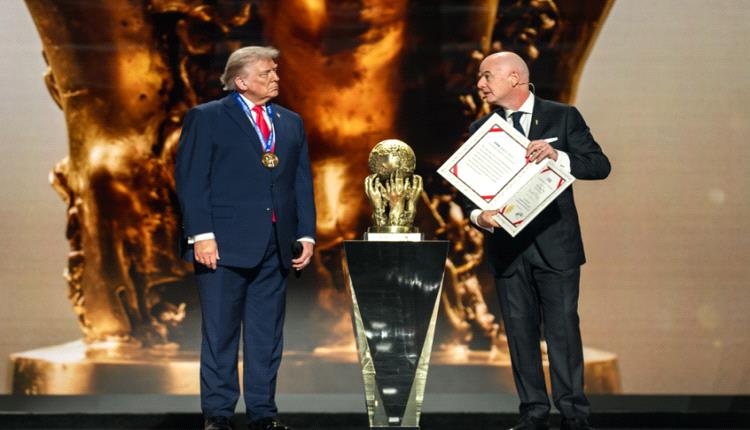 سياسي فرنسي يطالب "الفيفا" باستبعاد أمريكا من استضافة كأس العالم 2026